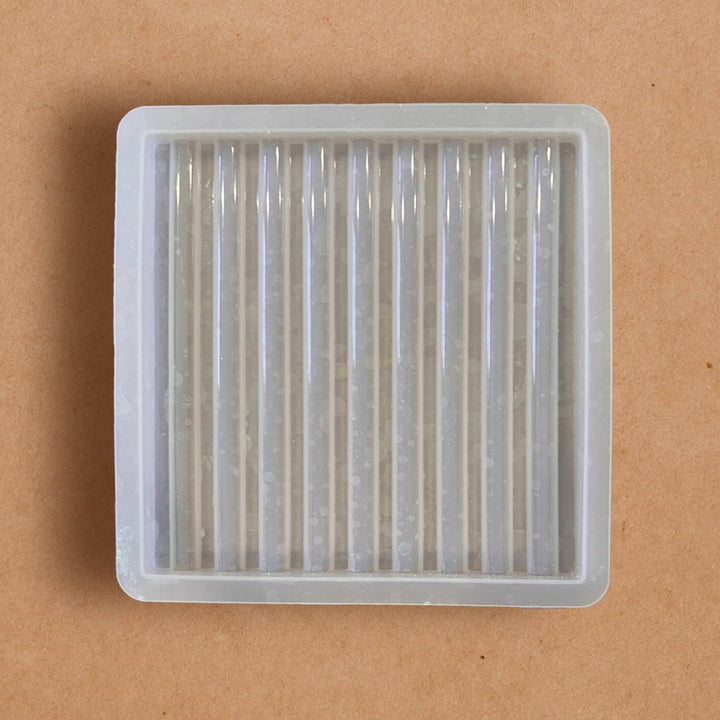 Mold LINED - Fluted Square